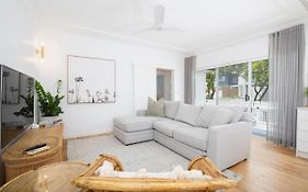 Blissful Merewether Beach Cottage - A Coastal Gem